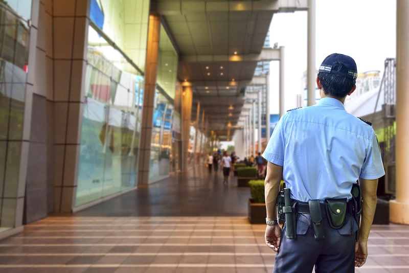 The Pros and Cons of Using Security Guards in Your Business